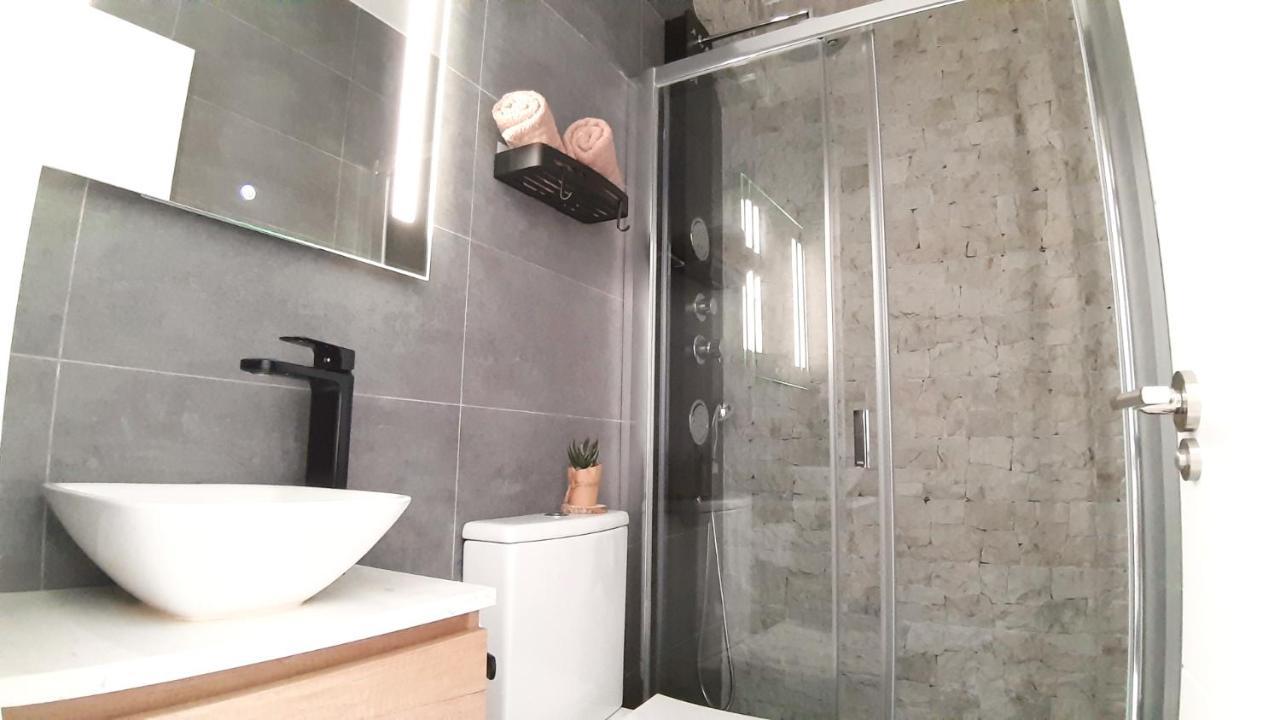 Sol Deluxe Nerja Appartement Buitenkant foto